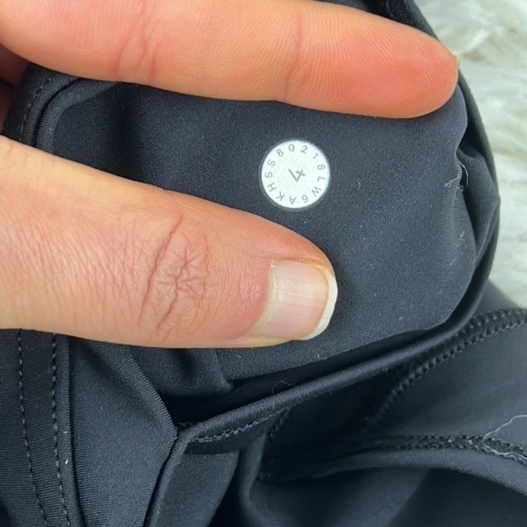 Lululemon Fast & Free Crop II *Nulux 19" Black - Picture 5 of 7